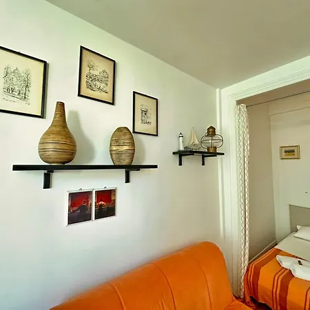 Ophelia Fshh Apartment Nice